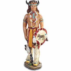 Figurine indien bouclier lance vers le bas